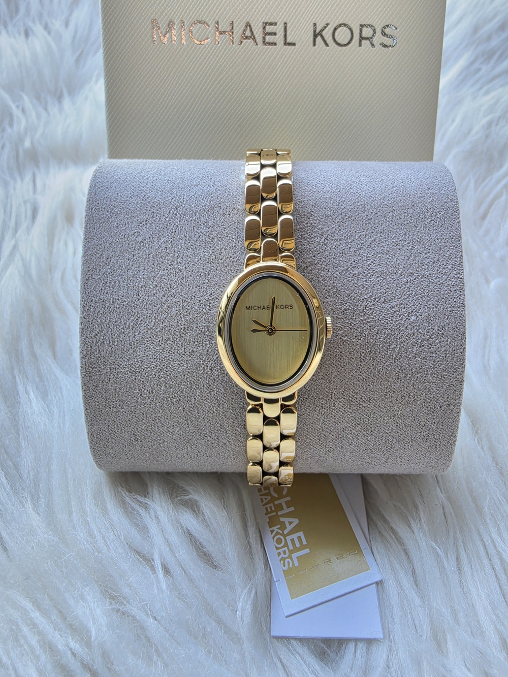 Michael Kors Women's Gold-Tone Oval Bracelet Watch Original Brand New
